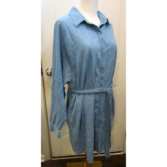 Express Denim Boyfriend Portofino Shirt Dress NWT Slit Pockets Womens Size M - Picture 5 of 9
